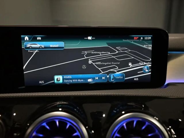 Mercedes-Benz CLA 180 AMG Line Shooting Brake