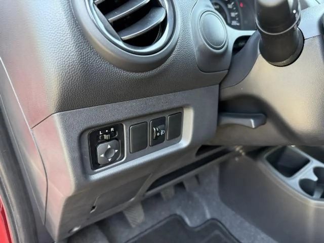 Mitsubishi Space Star Star