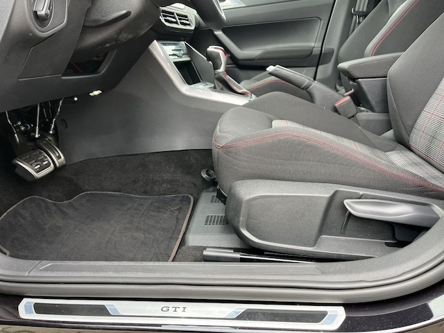 Volkswagen Polo 2.0 TSI DSG GTI