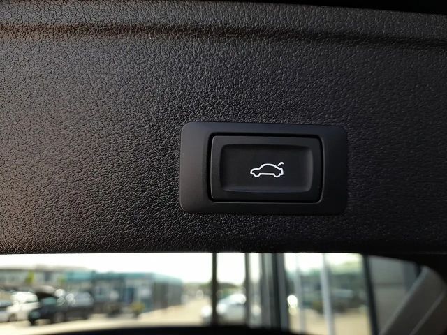 Audi A4 40 TDI Avant S-Line S-Tronic