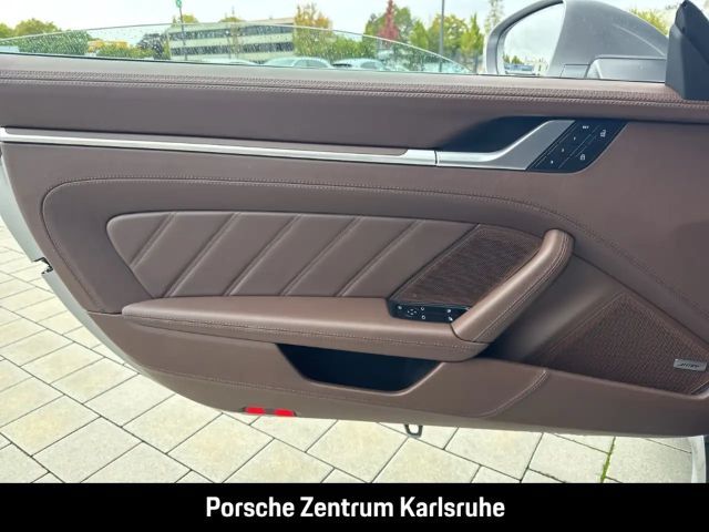 Porsche 992 4 Coupé GTS Targa