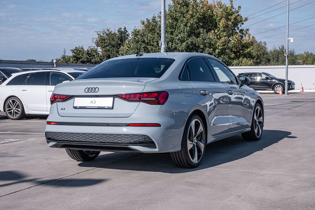 Audi A3 S-Tronic Sedan