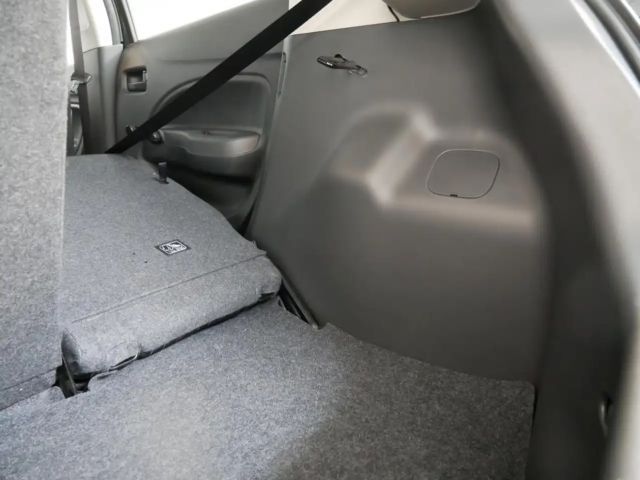 Mitsubishi Space Star Star