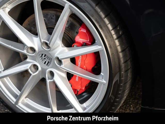 Porsche 992 4S Carrera Coupé