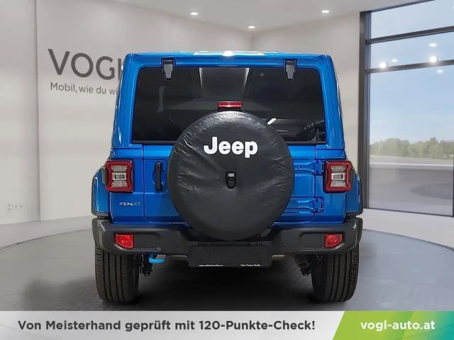 Jeep Wrangler Sahara