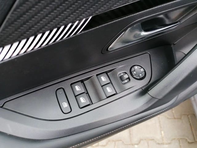 Peugeot 2008 Allure Pack PureTech