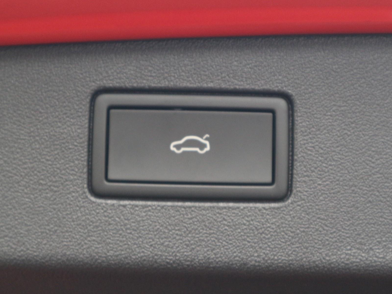 Volkswagen Tiguan R-Line eHybrid