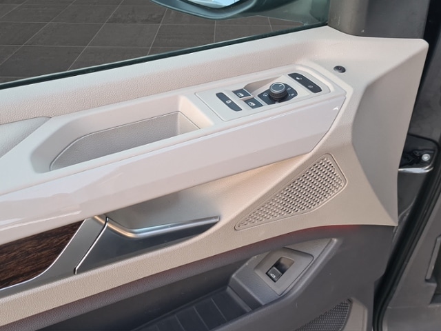 Volkswagen Multivan 2.0 TSI DSG Lang Style T7