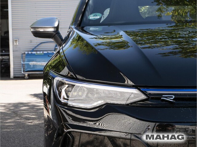 Volkswagen Golf 2.0 TSI Golf VIII