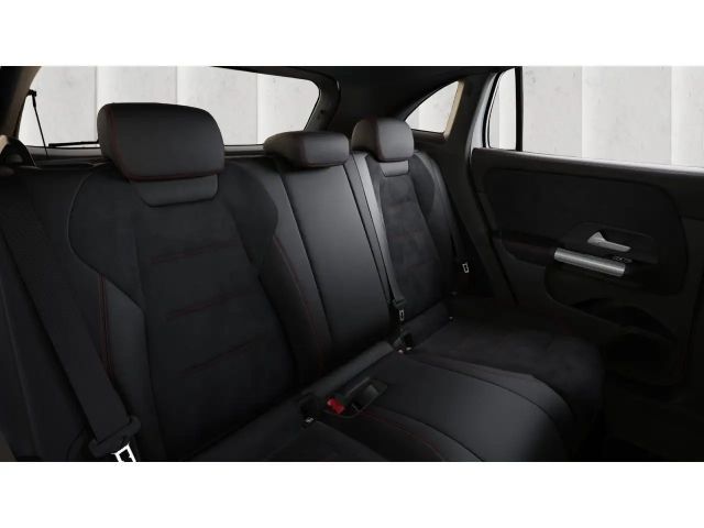 Mercedes-Benz GLA 180 AMG Line