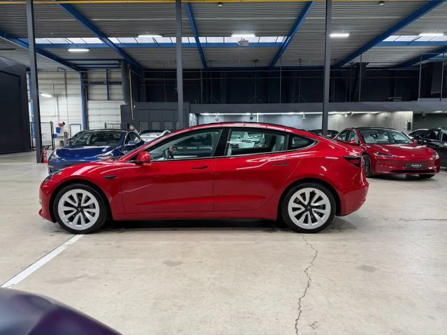 Tesla Model 3 AWD Long Range