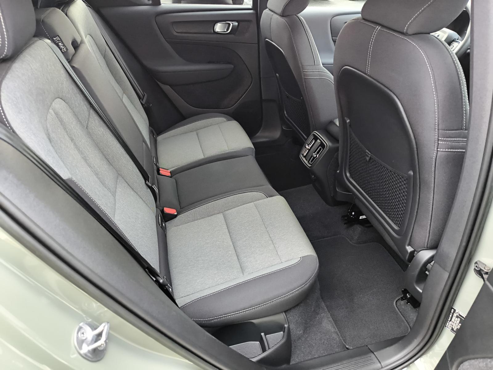 Volvo XC40 B3 Benzin ACC / BLIS / AHK