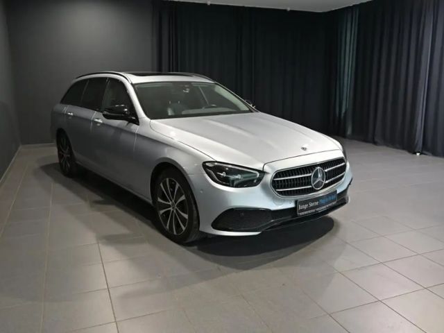 Mercedes-Benz E 300 E 300 e Estate