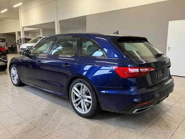 Audi A4 35 TFSI Avant S-Line S-Tronic