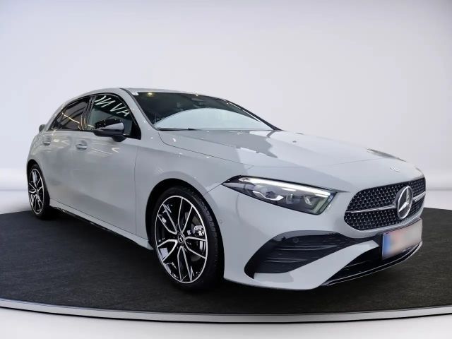 Mercedes-Benz A 200 A 200 d