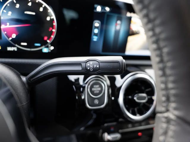 Mercedes-Benz A 180 Progressive