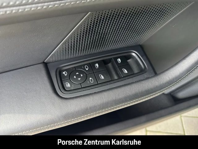 Porsche Taycan GTS Sport Turismo