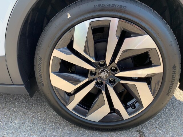 Skoda Elroq 85 Sportline