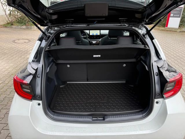 Toyota Yaris GR Hybride VVT-i