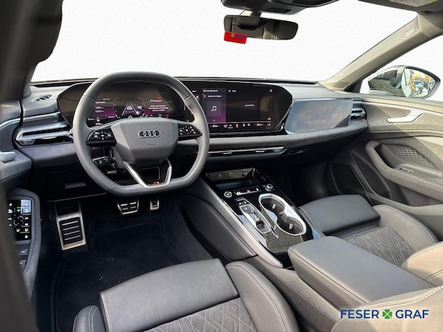 Audi A6 Avant Quattro S-Tronic