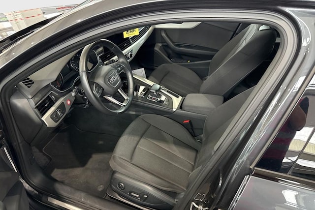 Audi A4 45 TFSI Avant Quattro S-Tronic