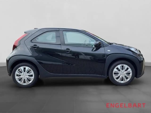 Toyota Aygo X Hatchback Play X-play