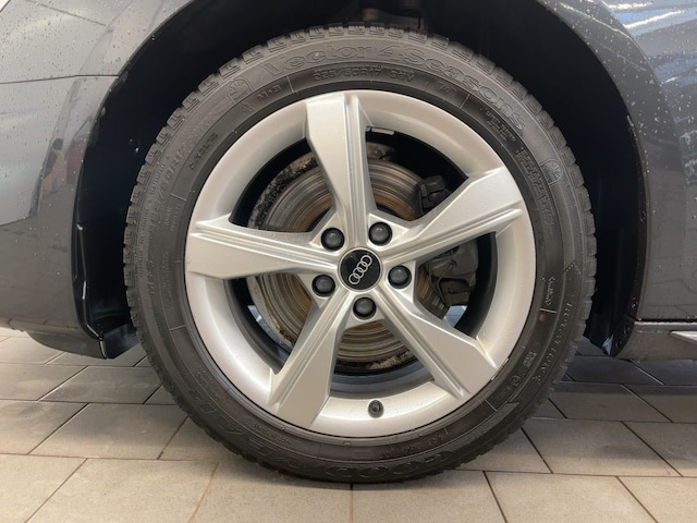 Audi A4 35 TFSI Avant S-Tronic