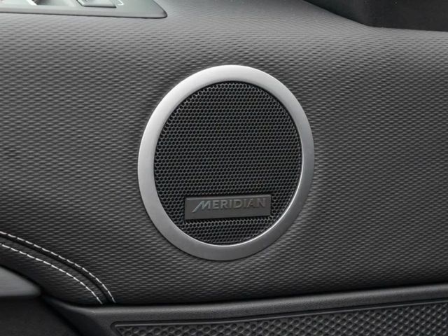 Land Rover Discovery Dynamic SE