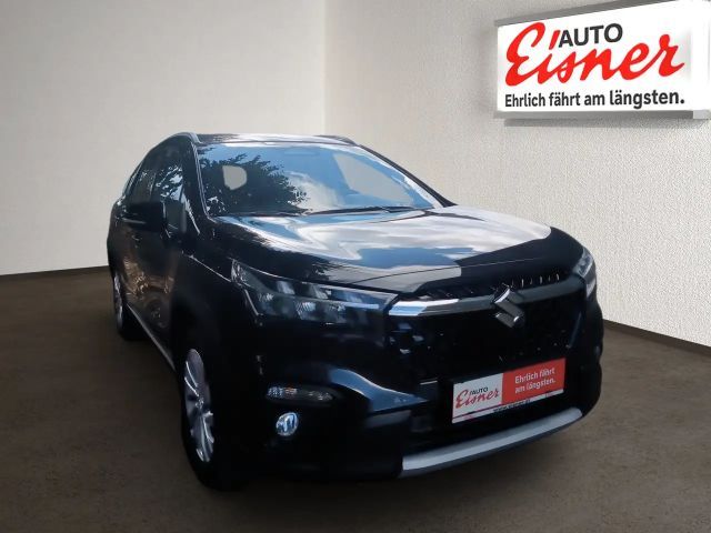 Suzuki S-Cross Hybrid