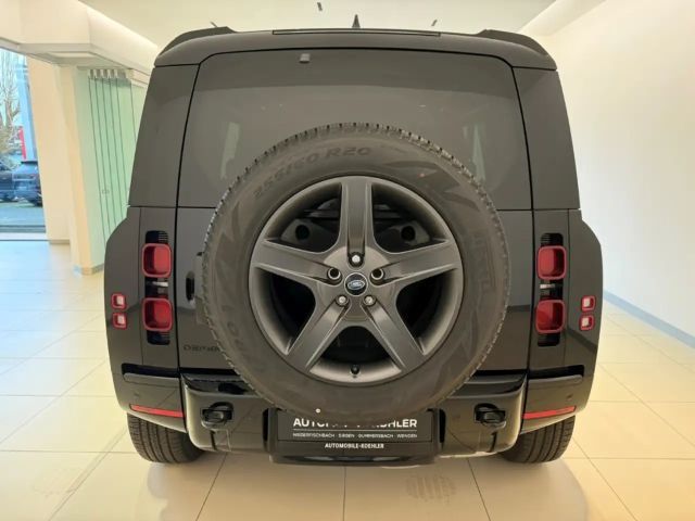 Land Rover Defender 110 D300 Dynamic SE