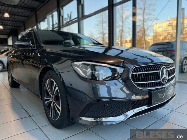 Mercedes-Benz E 200 AVANTGARDE E 200 d Estate
