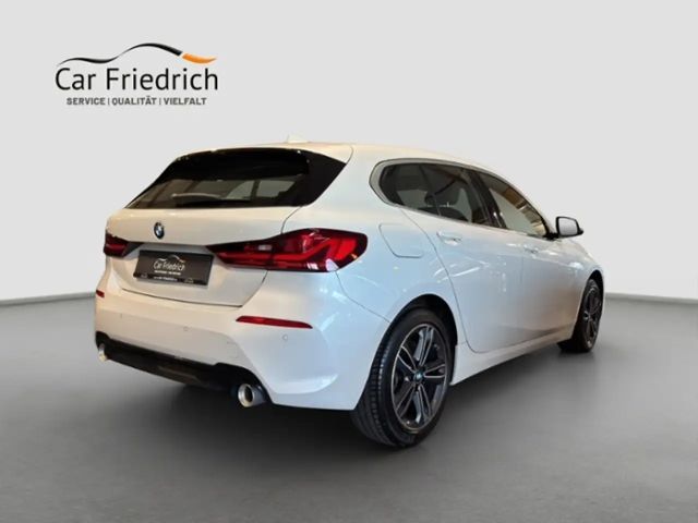 BMW 120 120d Sedan Sport Line