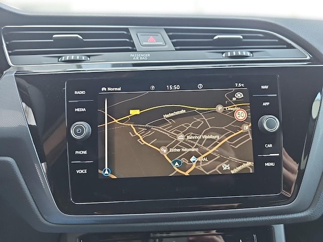 Volkswagen Touran 1.5 TSI DSG Style