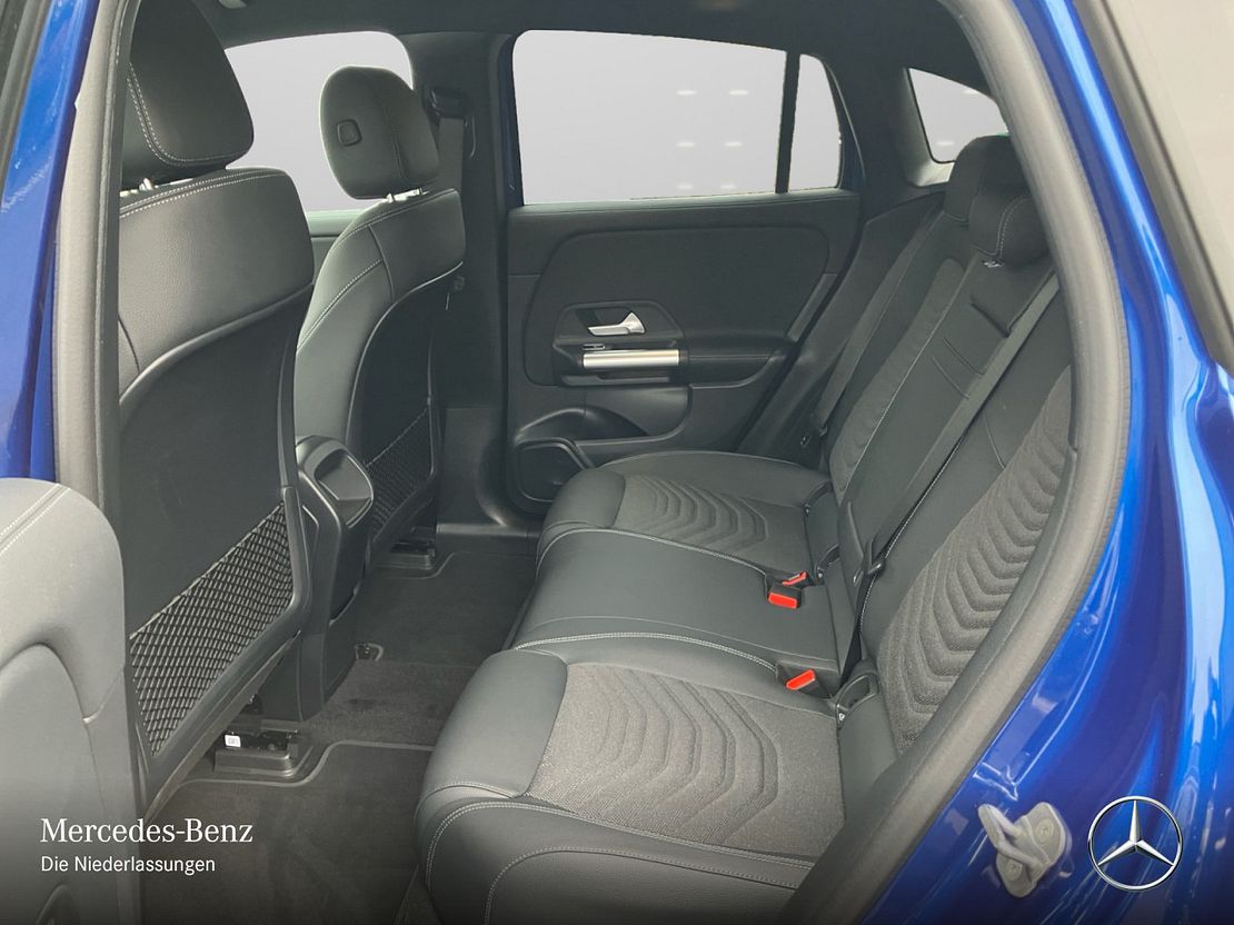 Mercedes-Benz EQA 300 4MATIC