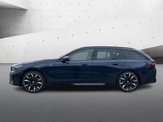 BMW 540 540d M-Sport Touring xDrive