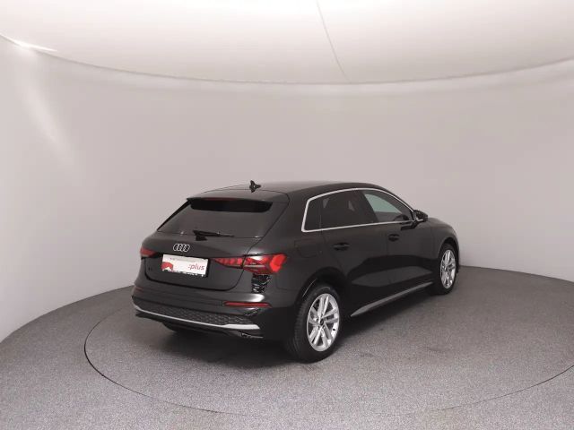 Audi A3 30 TFSI Sedan