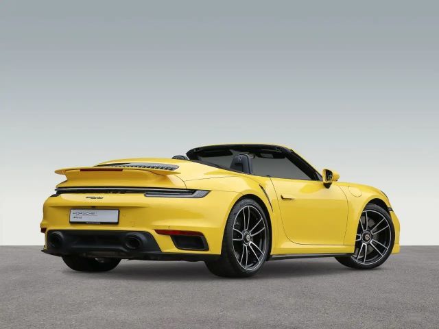 Porsche 992 Cabrio Turbo
