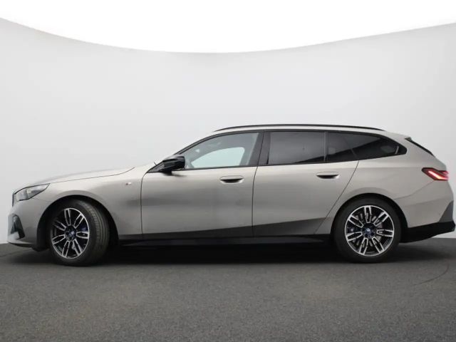 BMW i5 M60