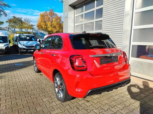 Fiat 500X RED