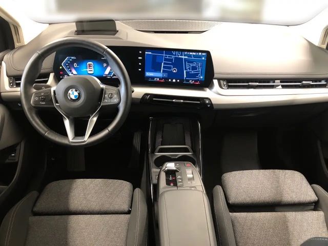 BMW 218 218d Active Tourer Sedan