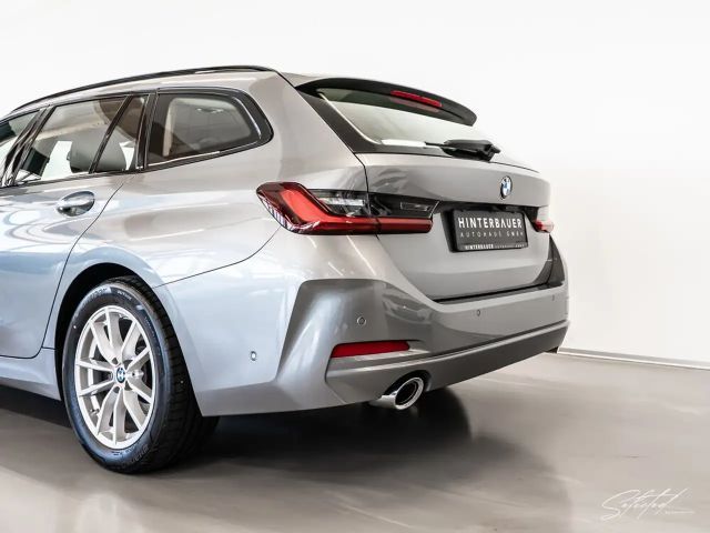 BMW 320 320d Touring xDrive