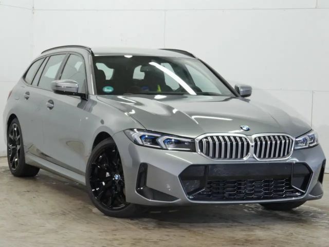 BMW 320 320d M-Sport Touring