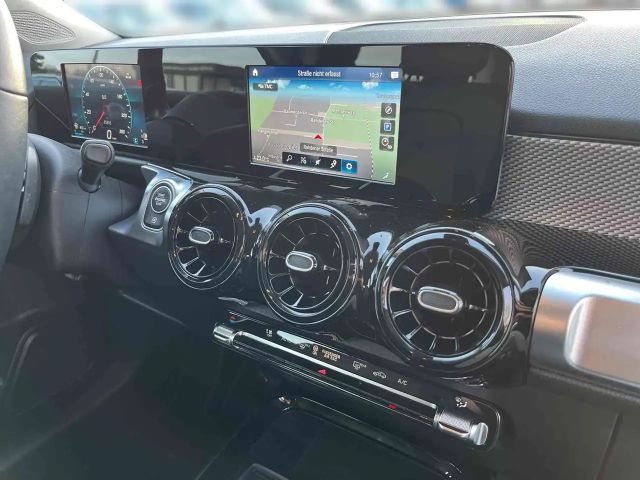 Mercedes-Benz GLB 200 4MATIC GLB 200 d