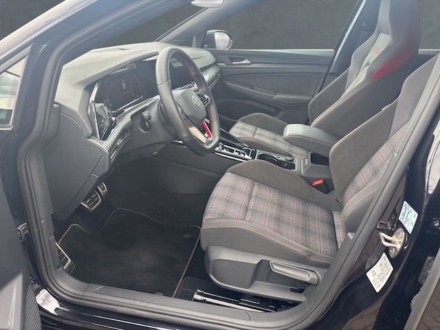 Volkswagen Golf 2.0 TSI Golf VIII