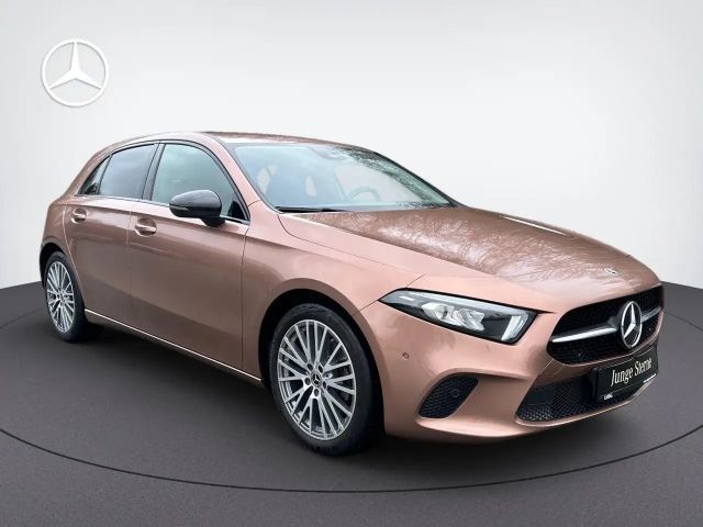 Mercedes-Benz A 180 A 180 d Progressive