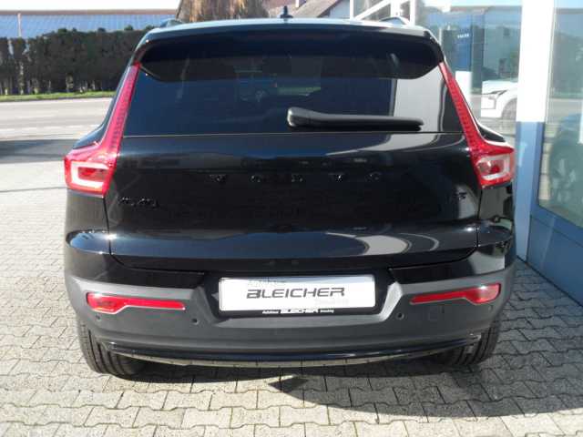 Volvo XC40 Plus