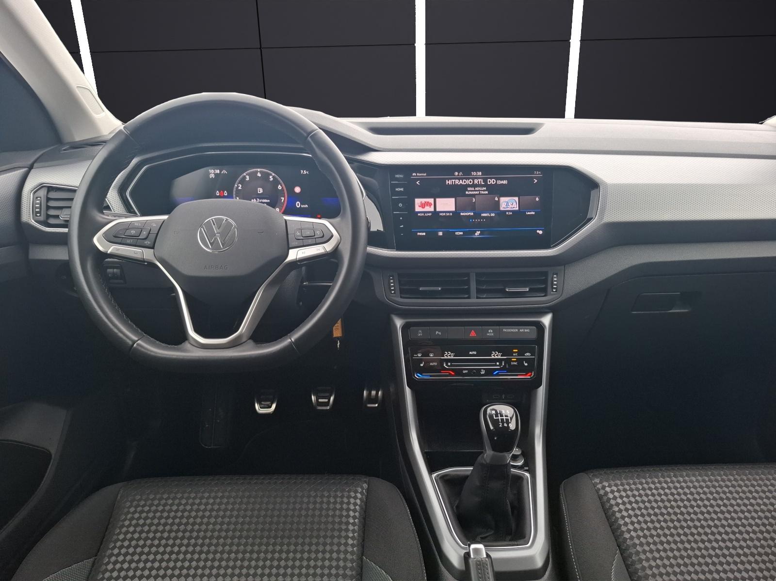 Volkswagen T-Cross TSI Active Navi AID ACC PDC SH LM