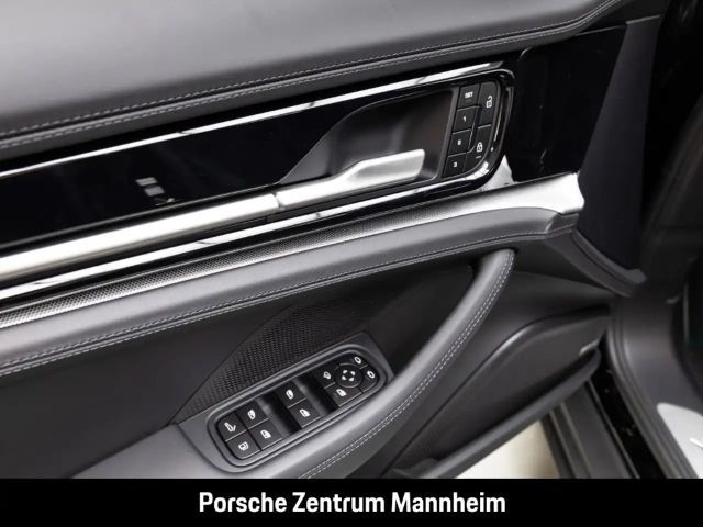 Porsche Panamera 4 E-Hybrid