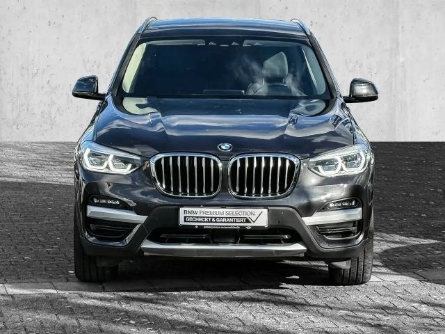 BMW X3 xDrive30e
