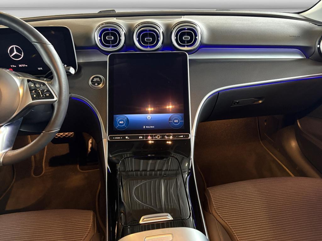 Mercedes-Benz C 220 C 220 d Sedan